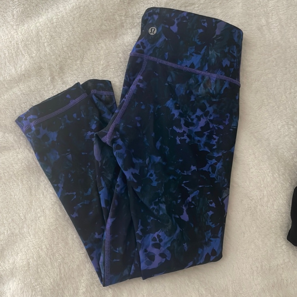 Lululemon cropped leggings